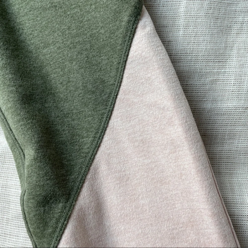 WE OVER ME Synergy Leggings Green Olive Pink XS - Picture 8 of 10